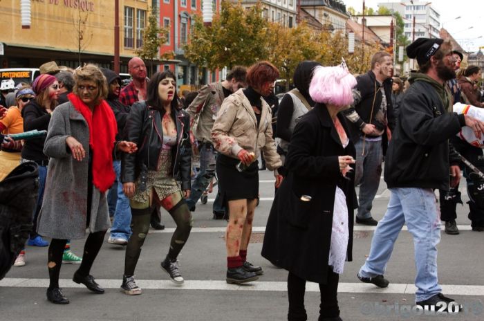 Zombie Walk 2010 by Brigou_13