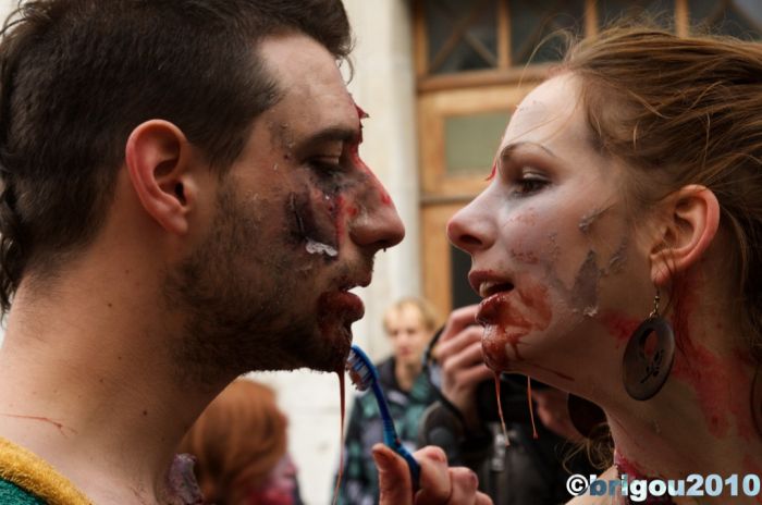 Zombie Walk 2010 by Brigou_26