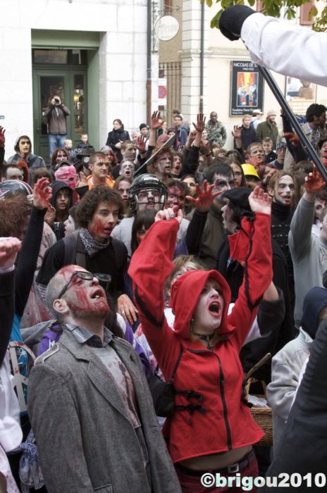 Zombie Walk 2010 by Brigou_36