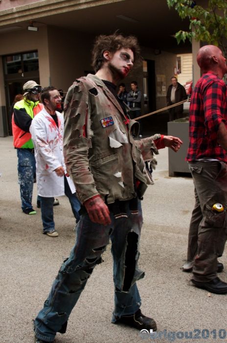 Zombie Walk 2010 by Brigou_40